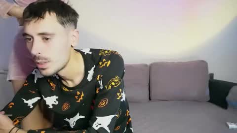 Snapshot of sinfulldesires chatting on October 5, 2025, 5:33 pm Two4Fun online show from October 5, 2025, 5:33 pm