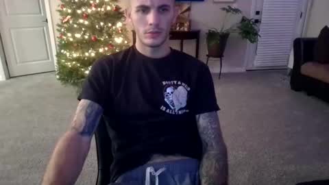 sinfullv online show from December 18, 2025, 8:42 am