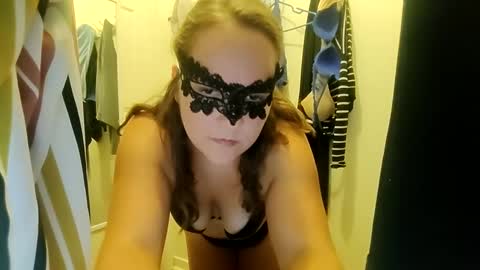 Snapshot of sinfulsynergy666 chatting on September 13, 2025, 11:26 pm SinfulSynergy online show from September 13, 2025, 11:26 pm