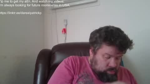 SingleDude 69 online show from November 4, 2025, 7:02 pm