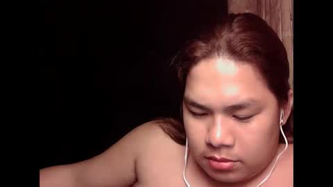 singleheart05 online show from May 14, 2026, 2:24 pm