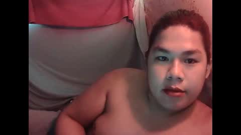 Snapshot of singleheart05 chatting on June 10, 2026, 1:39 am singleheart05 online show from June 10, 2026, 1:39 am