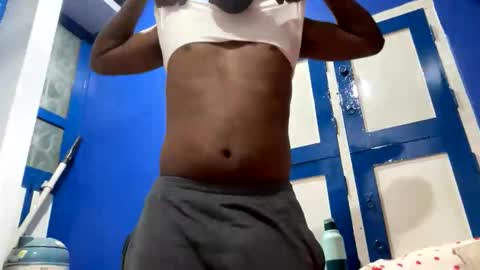 singletamilboy2 online show from March 1, 2026, 5:04 pm