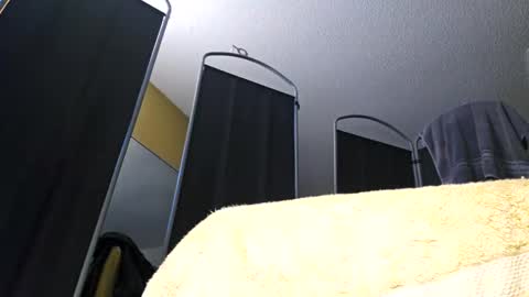 Sinseason online show from March 4, 2025, 9:40 am