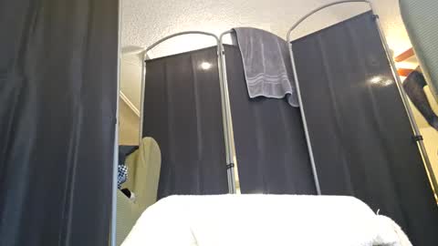 Sinseason online show from March 5, 2025, 8:54 am