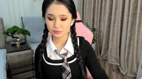 Ellie online show from January 19, 2025, 5:15 am