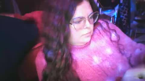 Siofra online show from February 19, 2025, 5:49 am