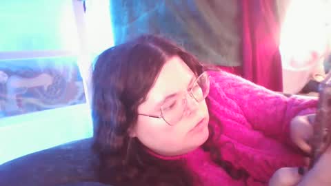 Siofra online show from February 19, 2025, 6:21 pm