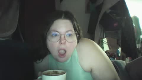 Siofra online show from February 27, 2025, 3:04 am