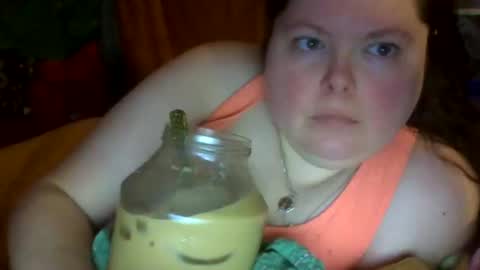 Snapshot of siofra chatting on June 4, 2026, 7:47 am Siofra online show from June 4, 2026, 7:47 am