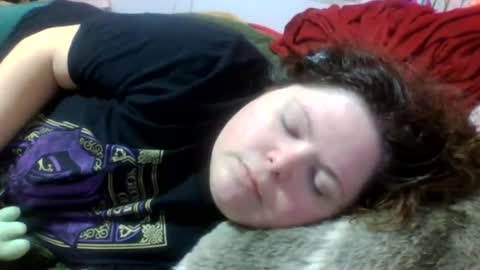 Snapshot of siofra chatting on June 15, 2026, 5:15 pm Siofra online show from June 15, 2026, 5:15 pm