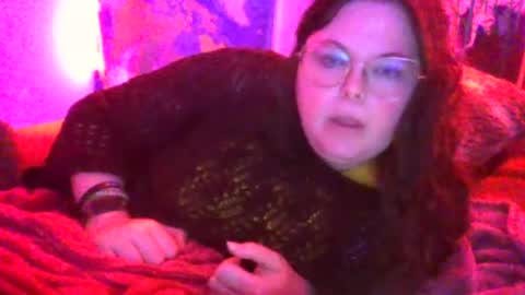 Snapshot of siofra chatting on June 21, 2026, 3:53 am Siofra online show from June 21, 2026, 3:53 am