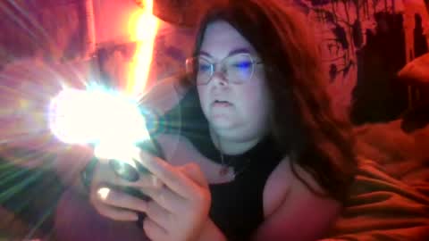 Snapshot of siofra chatting on June 25, 2026, 5:12 am Siofra online show from June 25, 2026, 5:12 am