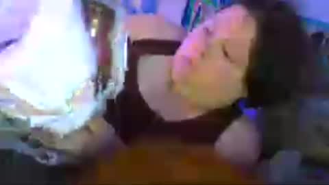 Snapshot of siofra chatting on July 1, 2026, 7:35 pm Siofra online show from July 1, 2026, 7:35 pm