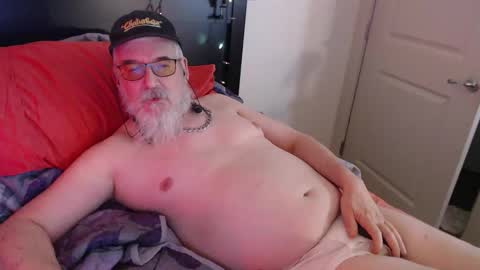 Snapshot of sirbeercan chatting on February 6, 2026, 8:29 am sir beer can the friendly hermit online show from February 6, 2026, 8:29 am