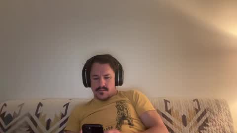 Snapshot of sirbubblesworth chatting on January 28, 2025, 12:57 am sirbubblesworth online show from January 28, 2025, 12:57 am