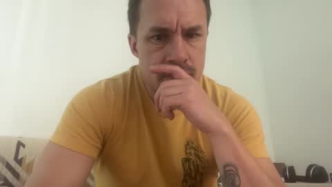 Snapshot of sirbubblesworth chatting on March 5, 2025, 11:38 pm sirbubblesworth online show from March 5, 2025, 11:38 pm