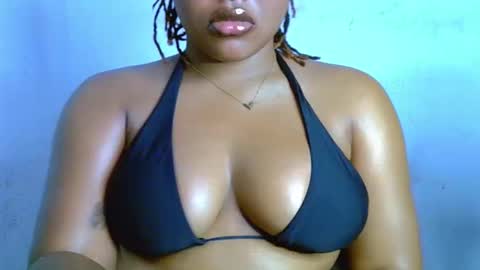 Snapshot of siren_xoxo chatting on November 1, 2025, 8:00 pm Siren XOXO online show from November 1, 2025, 8:00 pm