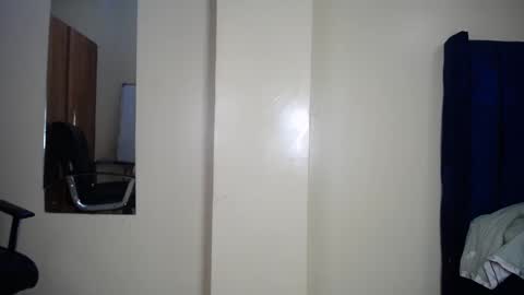 Snapshot of siri_saru chatting on December 21, 2024, 10:28 am Deey online show from December 21, 2024, 10:28 am