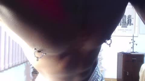 siriss_boyrag online show from September 29, 2025, 1:33 am