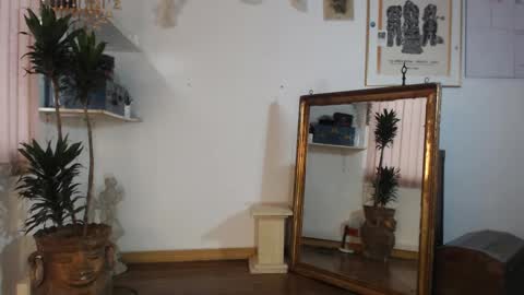 siriss_boyrag online show from October 2, 2025, 9:00 pm