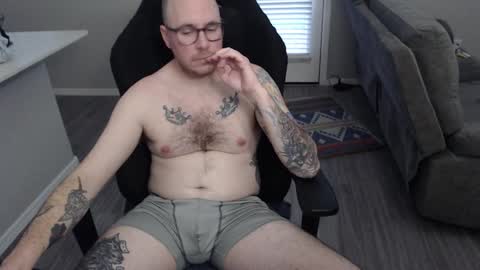 Snapshot of sirscotty831 chatting on January 9, 2025, 12:35 am Sir Scotty online show from January 9, 2025, 12:35 am