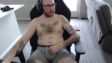 Snapshot of sirscotty831 chatting on February 9, 2025, 11:04 pm Sir Scotty online show from February 9, 2025, 11:04 pm