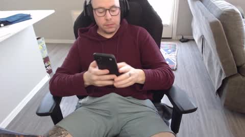 Snapshot of sirscotty831 chatting on February 21, 2025, 3:32 pm Sir Scotty online show from February 21, 2025, 3:32 pm