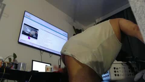 Snapshot of sissyboilooking chatting on February 2, 2025, 2:24 pm RESPONDS WELL TO ... online show from February 2, 2025, 2:24 pm