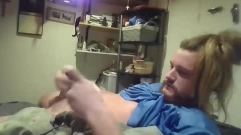 Snapshot of sissyboy031 chatting on February 18, 2026, 11:44 pm sissyboy031 online show from February 18, 2026, 11:44 pm