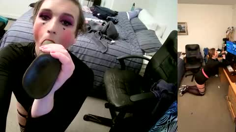 Snapshot of sissycdmish chatting on September 21, 2025, 4:30 pm SissyCDMish online show from September 21, 2025, 4:30 pm