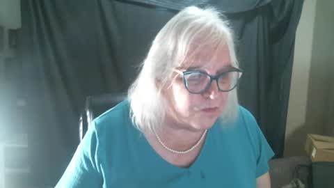 Snapshot of sissydianetx chatting on February 18, 2025, 12:37 am Sissy Diane online show from February 18, 2025, 12:37 am