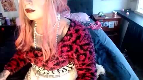 Snapshot of sissyslutliana69 chatting on March 17, 2026, 12:19 pm sissyslutliana69 online show from March 17, 2026, 12:19 pm