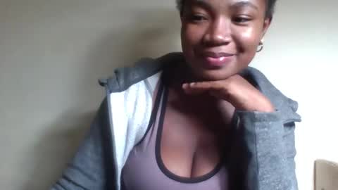 sisyh697532 online show from May 17, 2026, 3:52 pm