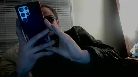 Snapshot of sitonmywhitecock chatting on March 11, 2026, 11:33 pm love2cum online show from March 11, 2026, 11:33 pm