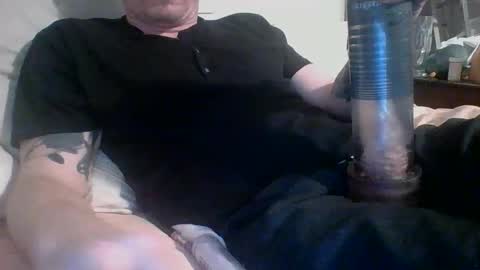 Snapshot of sitonmywhitecock chatting on March 22, 2026, 2:15 am love2cum online show from March 22, 2026, 2:15 am