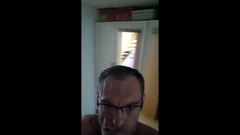 sk1993boy online show from May 20, 2026, 9:37 am