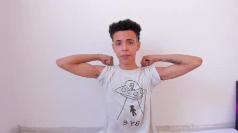 Snapshot of skady_coronado chatting on December 14, 2024, 9:35 pm skady_coronado online show from December 14, 2024, 9:35 pm