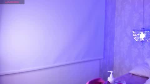 Snapshot of skailyn_angels chatting on February 28, 2026, 11:33 am SKAILYN ANGELS online show from February 28, 2026, 11:33 am