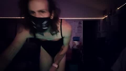 SkankHUNTRx online show from June 12, 2026, 4:22 am