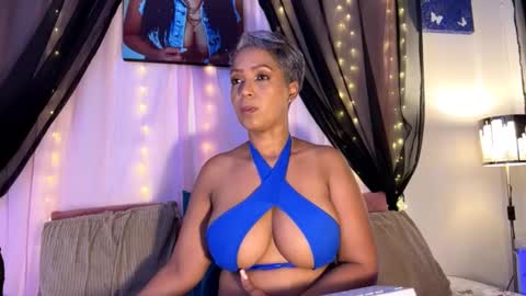 Skarlleth online show from November 1, 2025, 9:06 pm