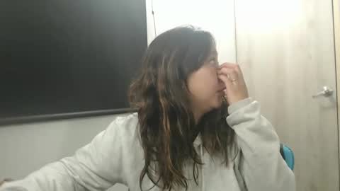 Snapshot of skarlet_adams chatting on February 13, 2026, 1:45 am Alice online show from February 13, 2026, 1:45 am