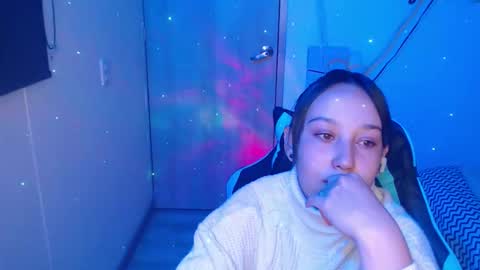 Snapshot of skarlet_adams chatting on February 13, 2026, 11:01 pm Alice online show from February 13, 2026, 11:01 pm