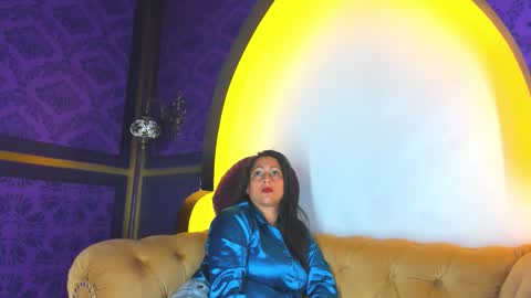 skarlettbarnes online show from January 14, 2026, 12:00 pm