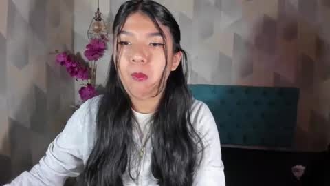 Skarlet online show from October 2, 2025, 2:51 am