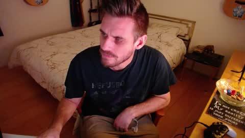 Snapshot of skatejocke chatting on November 30, 2025, 1:26 pm skatejocke online show from November 30, 2025, 1:26 pm