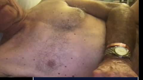 Snapshot of skima48 chatting on November 6, 2025, 10:43 pm skima48 online show from November 6, 2025, 10:43 pm