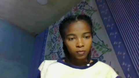 skinny7809 online show from April 12, 2026, 10:59 pm