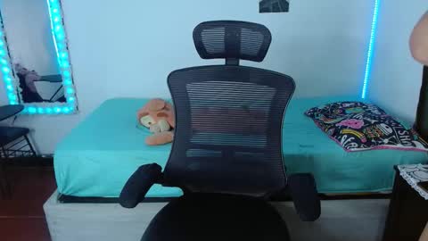 Lorena online show from March 2, 2026, 12:01 pm