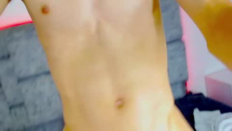 Snapshot of skinny_bigcock20 chatting on February 20, 2025, 10:37 pm skinny_bigcock20 online show from February 20, 2025, 10:37 pm